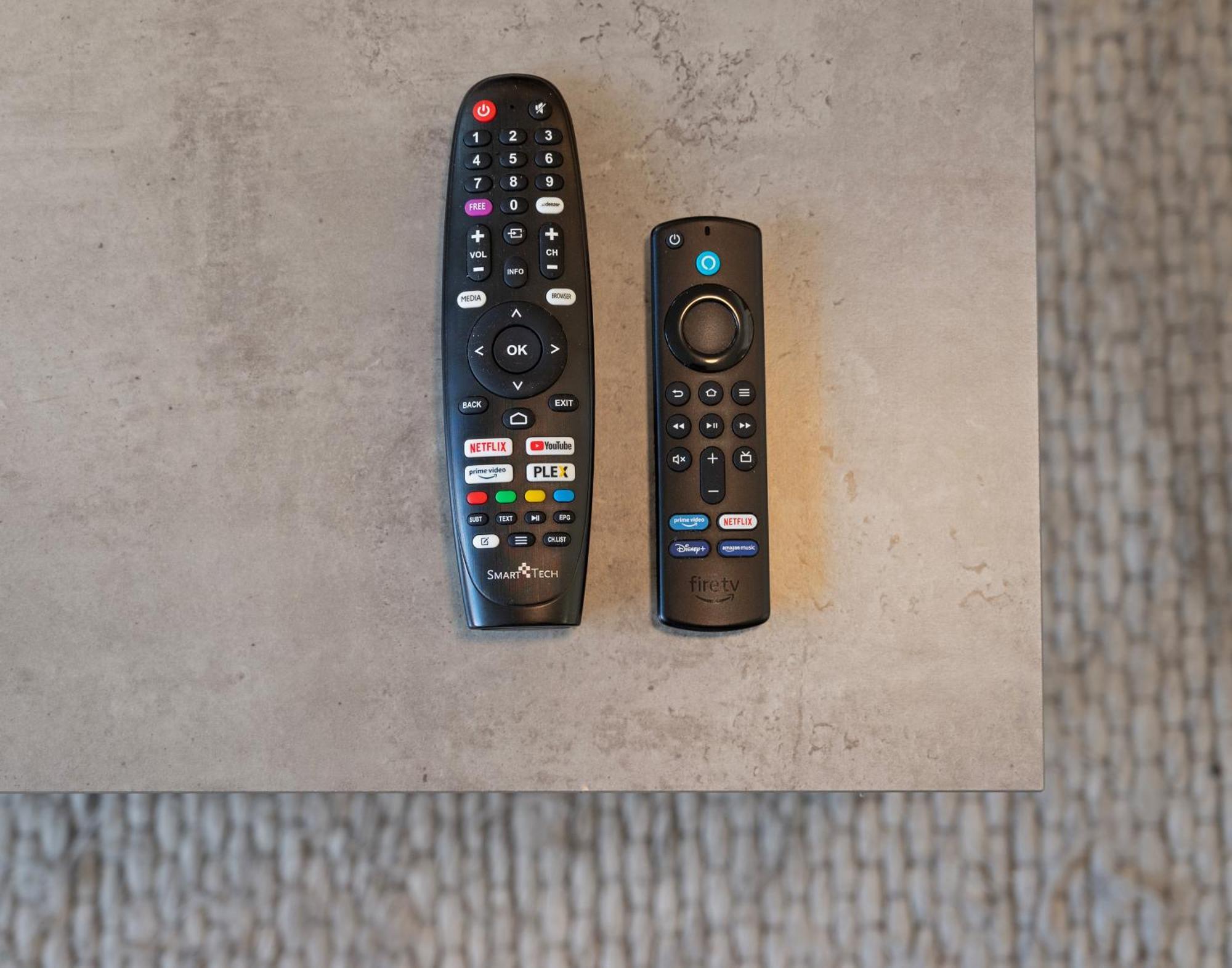 Backhome - Business&Family - Fantastische Schlosslage, Smarttv, Netflix, 50Qm, 24H Checkin - Apartment 1 Ludwigsburg Bagian luar foto